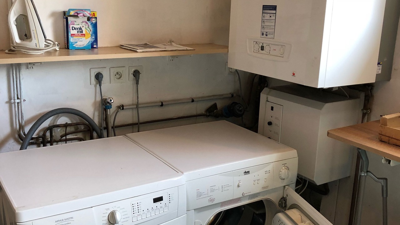 Photo of Others in Sene