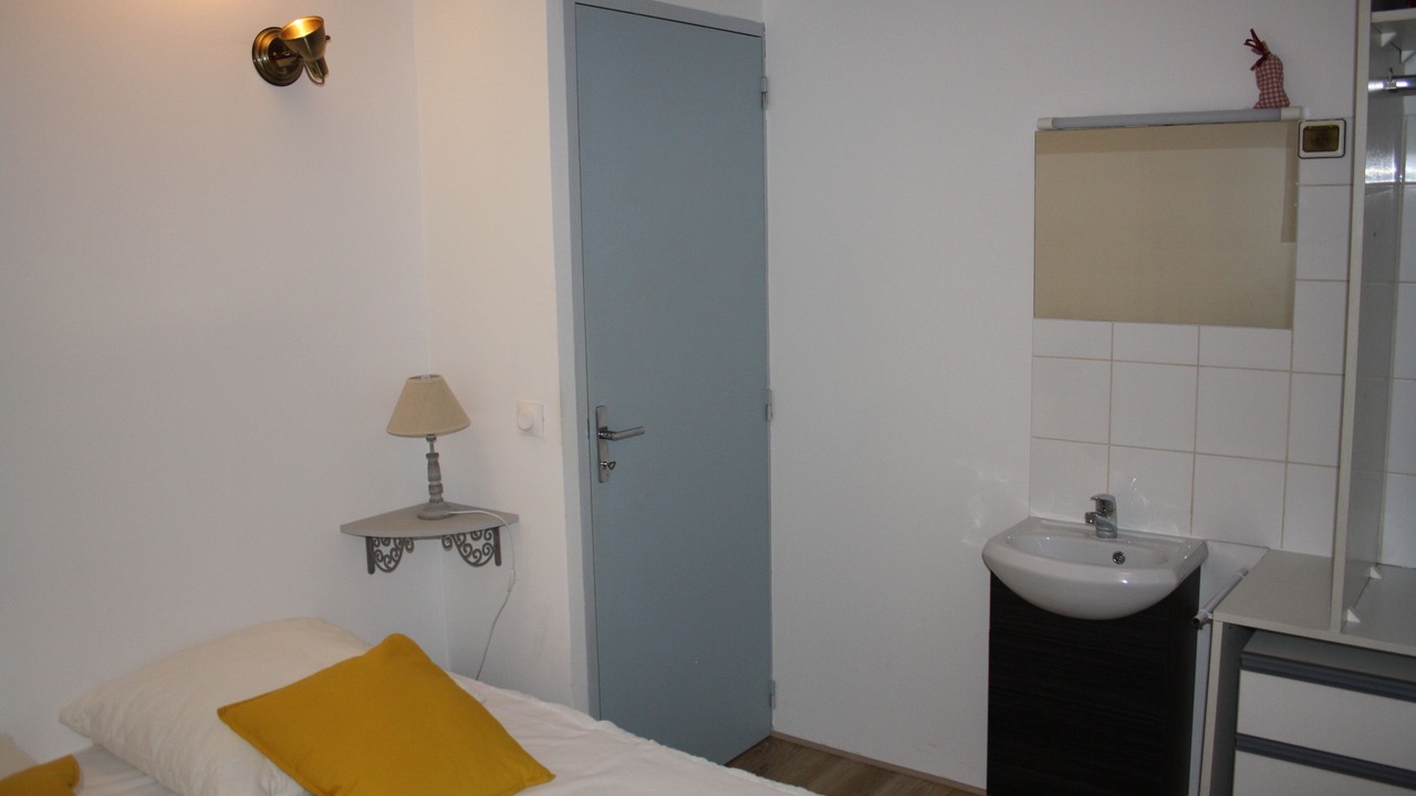 Photo of Bedroom in Cabrieres-d'Avignon