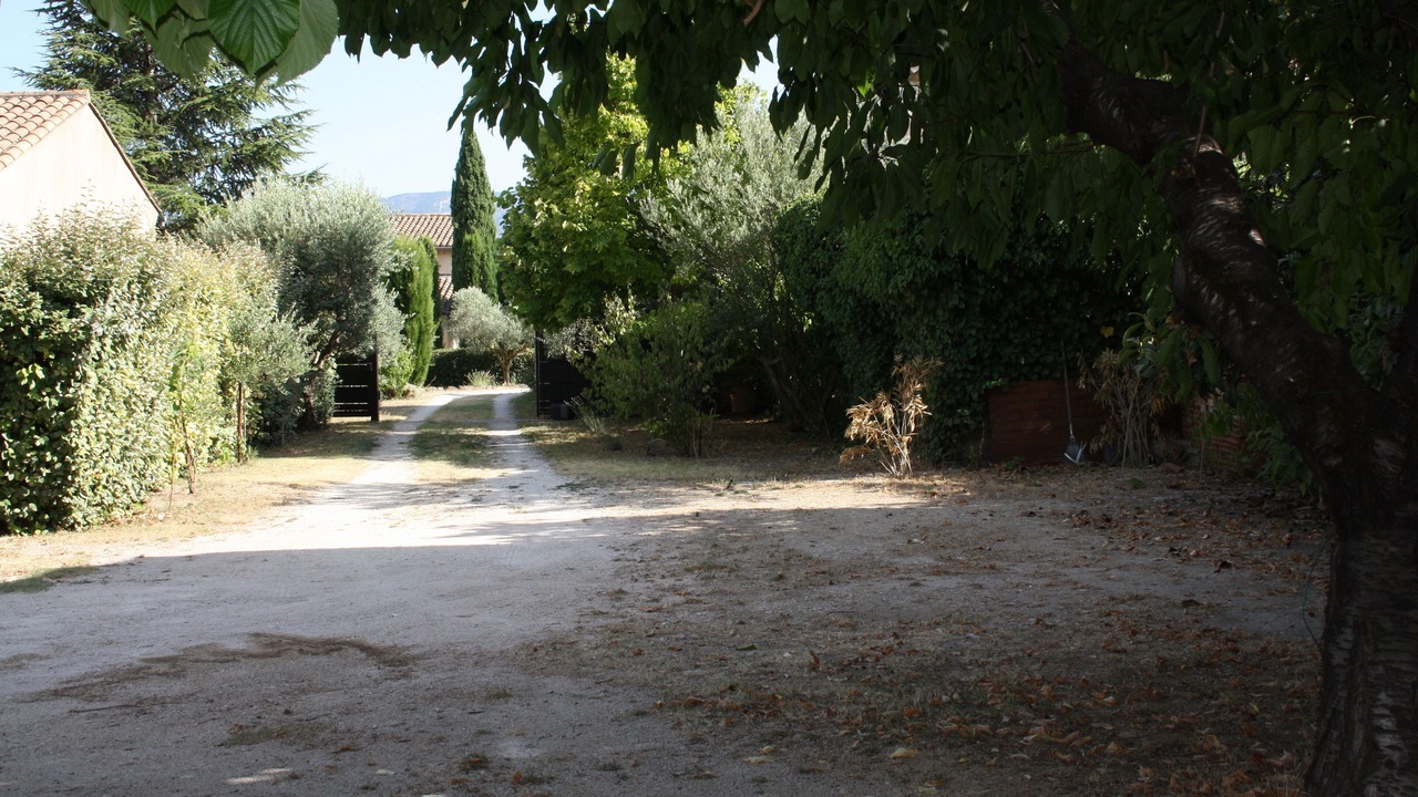 Photo of Outdoor in Cabrieres-d'Avignon