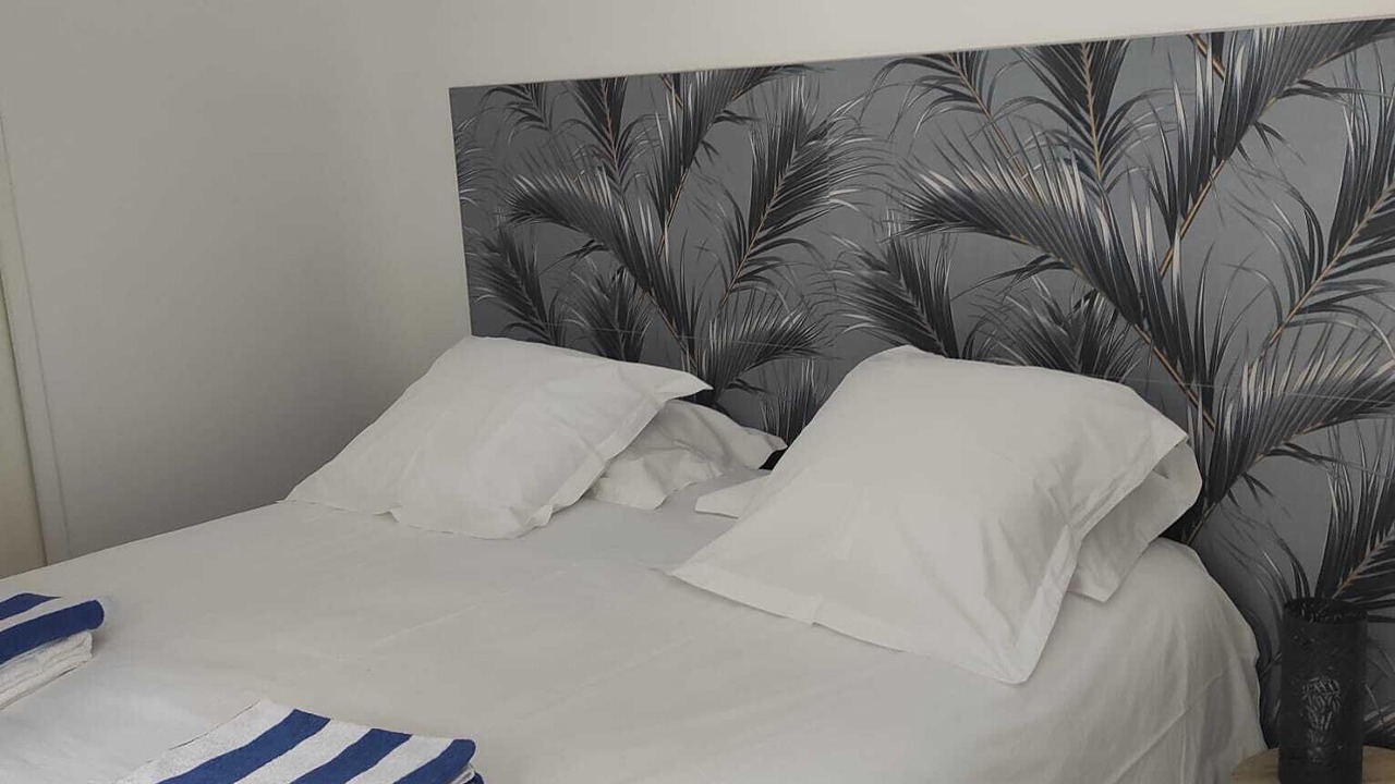 Photo of Bedroom in Carignan-de-Bordeaux
