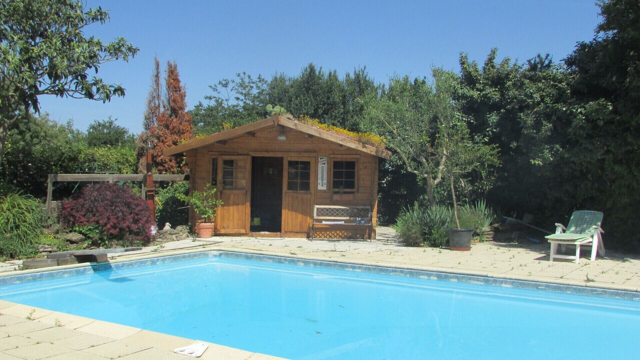 Photo of Outdoor in Mache