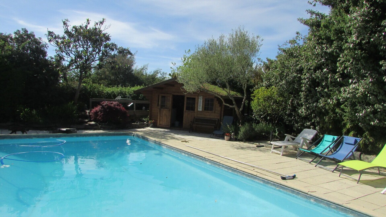 Photo of Outdoor in Mache