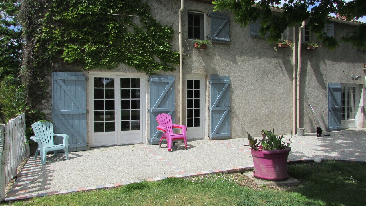Photo of Outdoor in Mache
