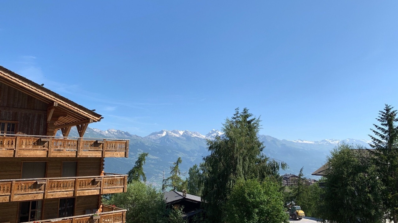 Photo of Outdoor in Saint-Pierre-de-Clages