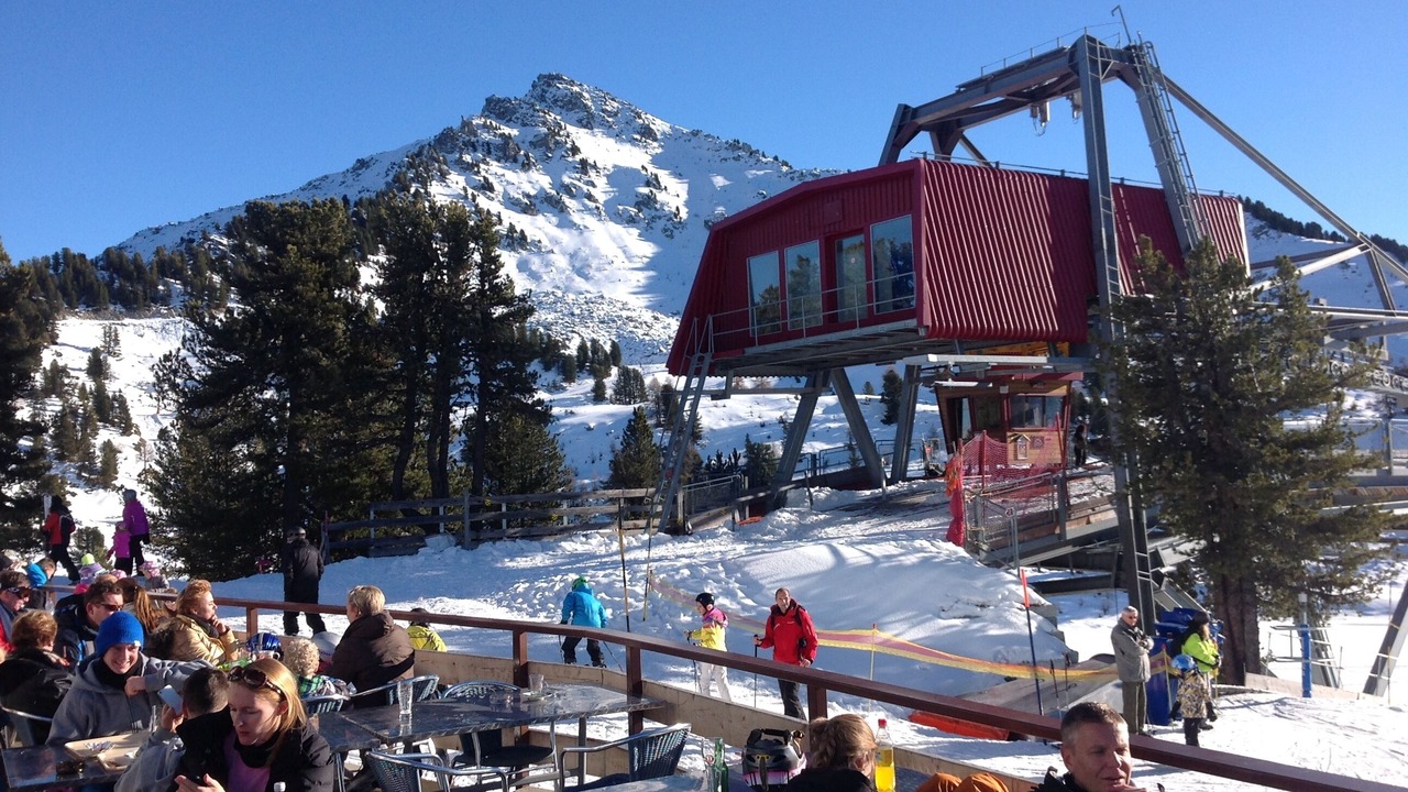 Photo of Outdoor in Saint-Pierre-de-Clages