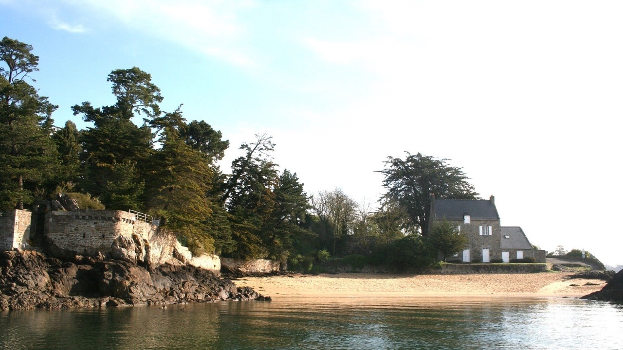 Photo of Others in Quelmer - La Passagere