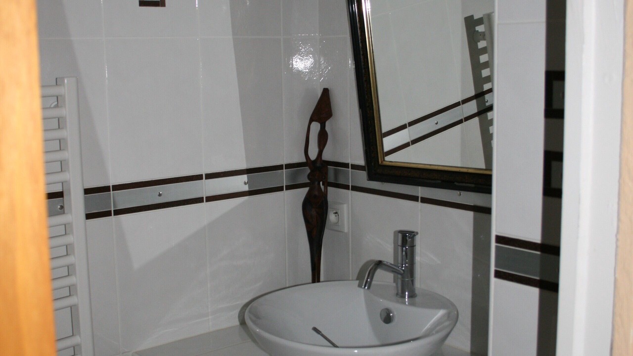 Photo of Bathroom in Quelmer - La Passagere