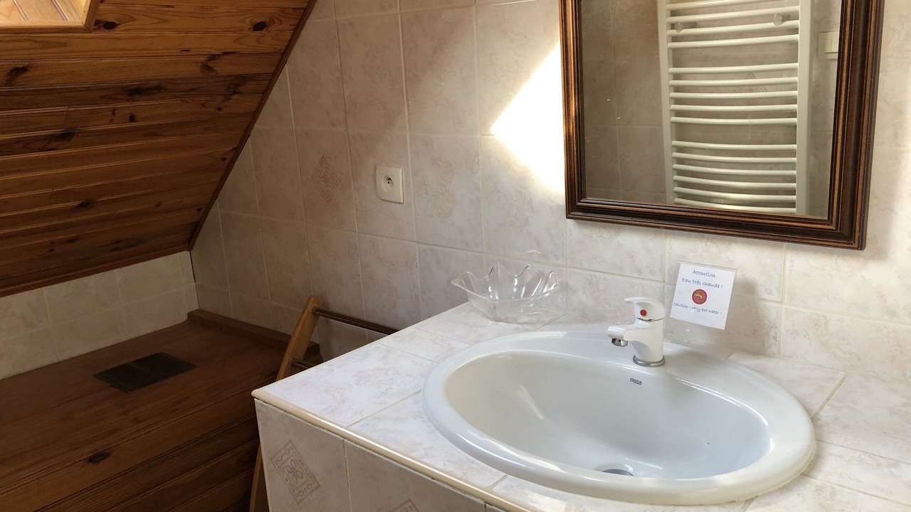 Photo of Bathroom in Viger