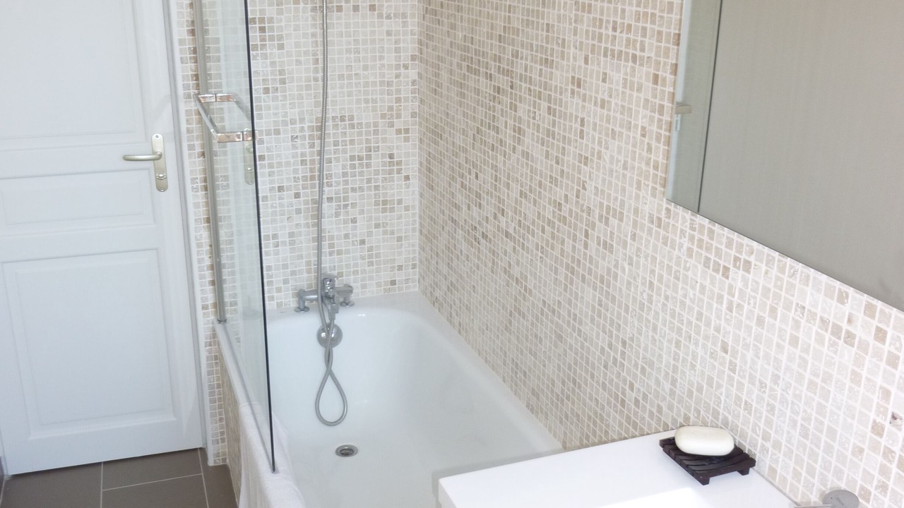 Photo of Bathroom in Courseulles-sur-Mer