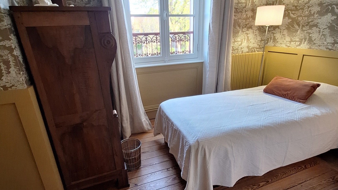 Photo of Bedroom in Courseulles-sur-Mer