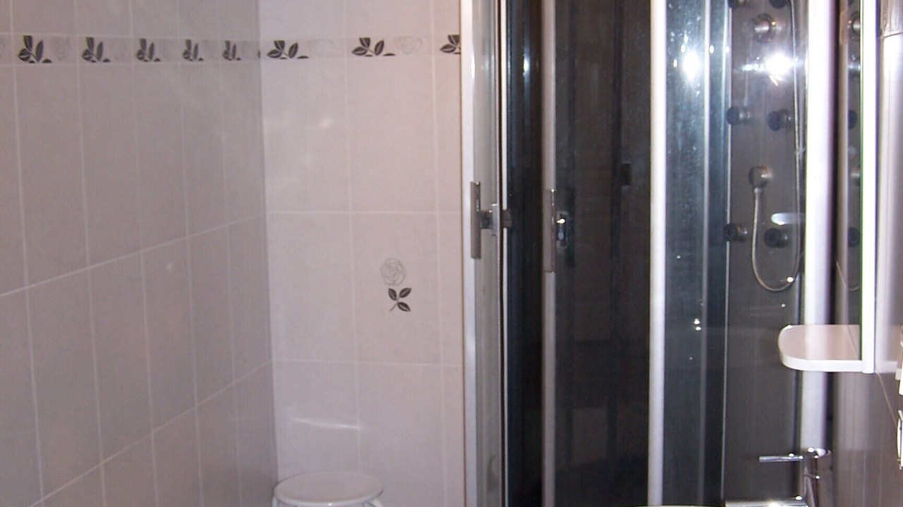 Photo of Bathroom in Roz-sur-Couesnon