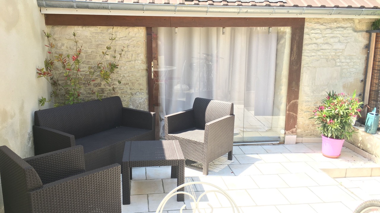 Photo of Patio Balcony in Benouville