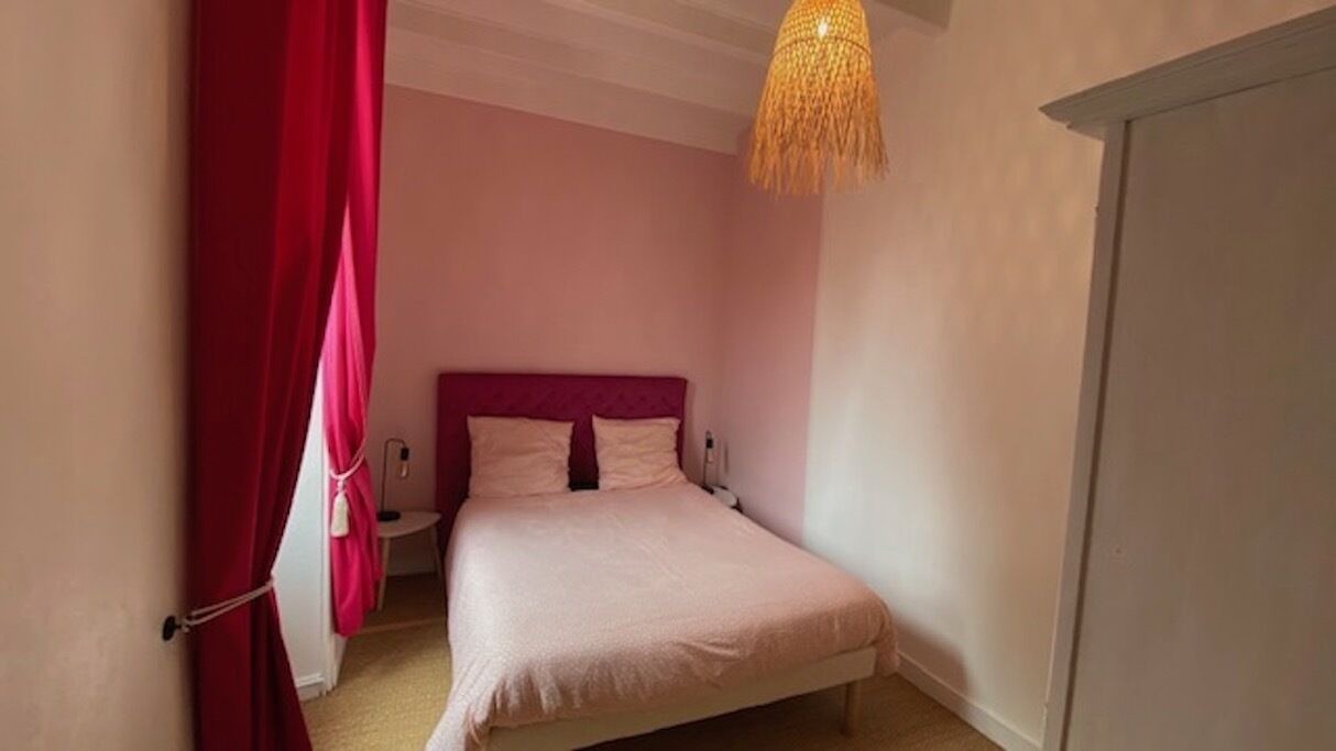 Photo of Bedroom in Champagne-les-Marais