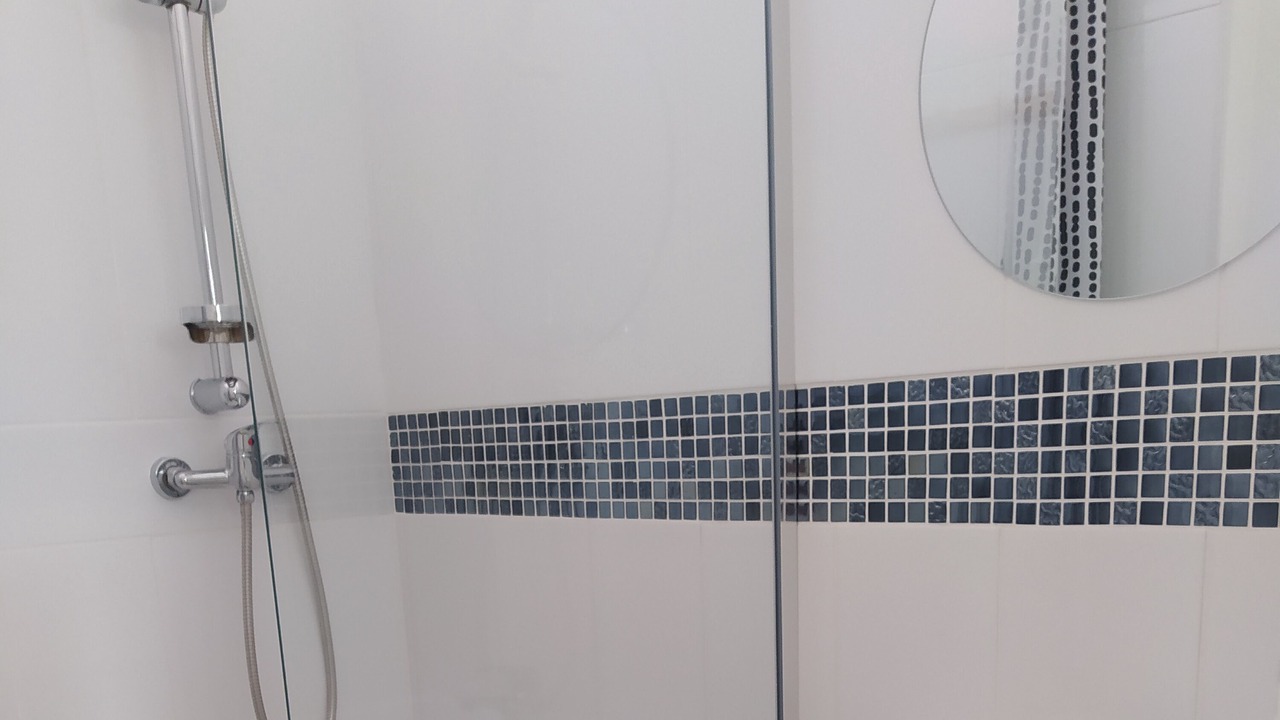 Photo of Bathroom in Champagne-les-Marais