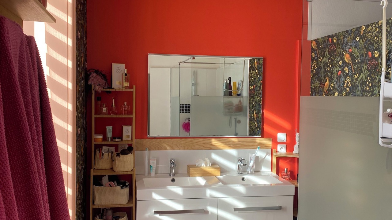 Photo of Bathroom in Champagne-les-Marais