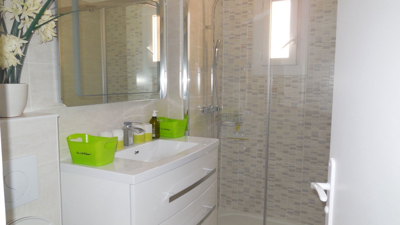 Photo of Bathroom in Sainte-Croix-du-Verdon