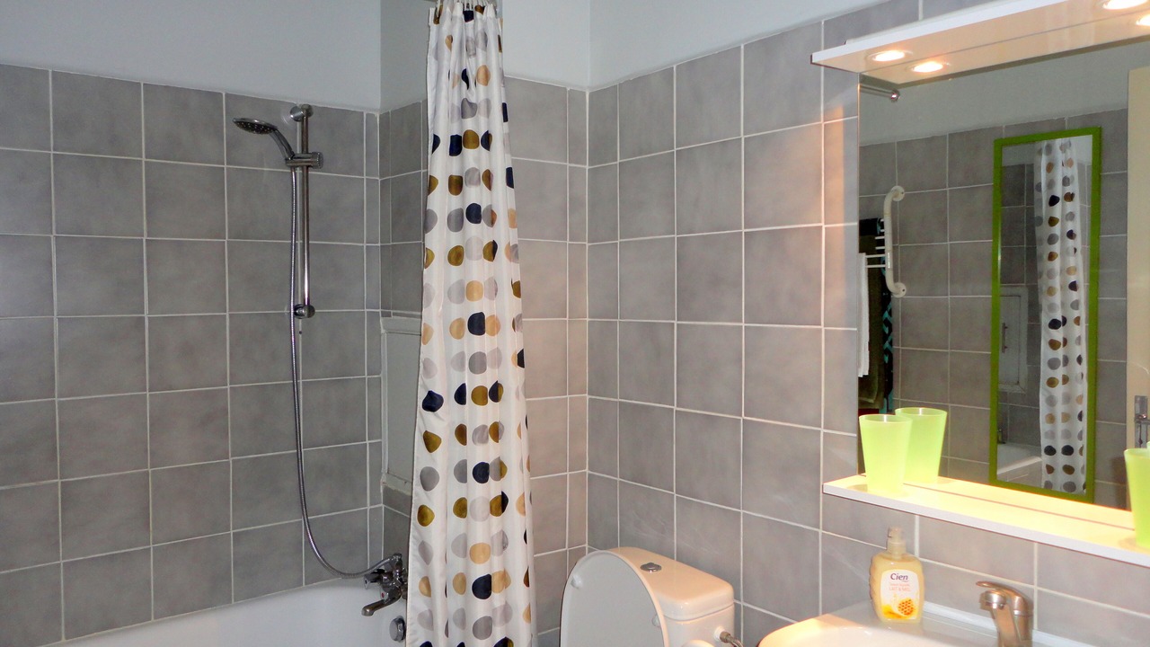 Photo of Bathroom in Quartier de la Goutte-d'Or