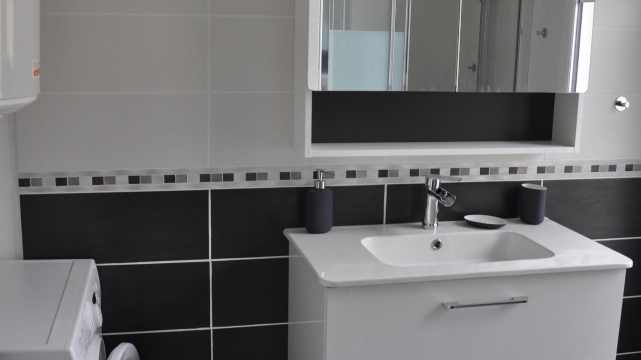 Photo of Bathroom in Loudun