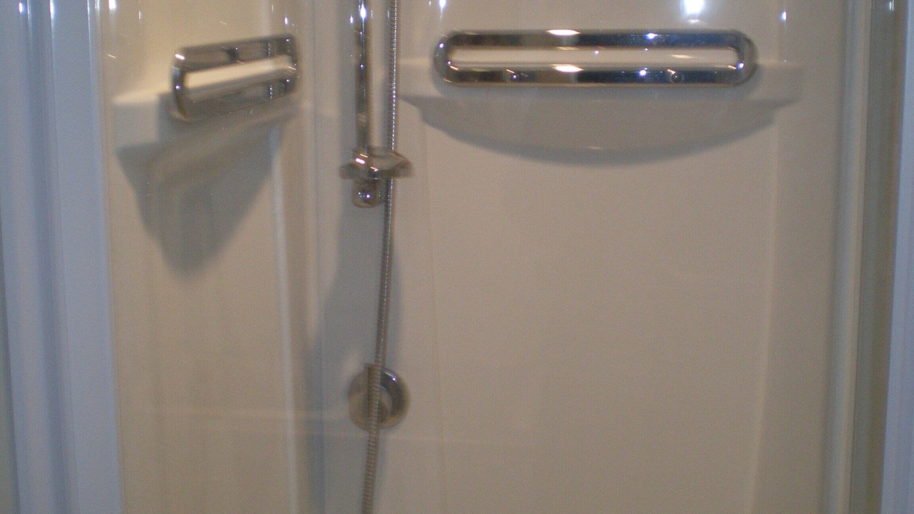 Photo of Bathroom in Verton