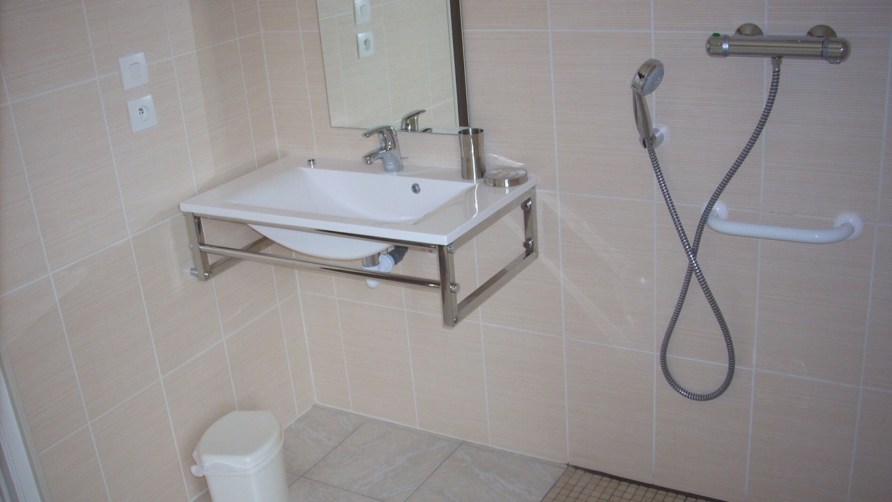 Photo of Bathroom in Verton