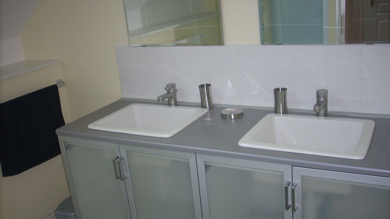 Photo of Bathroom in Verton