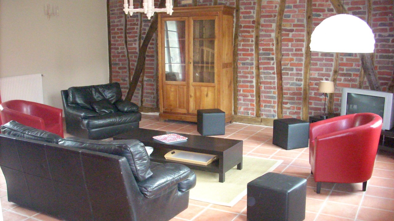 Photo of Others in Verton