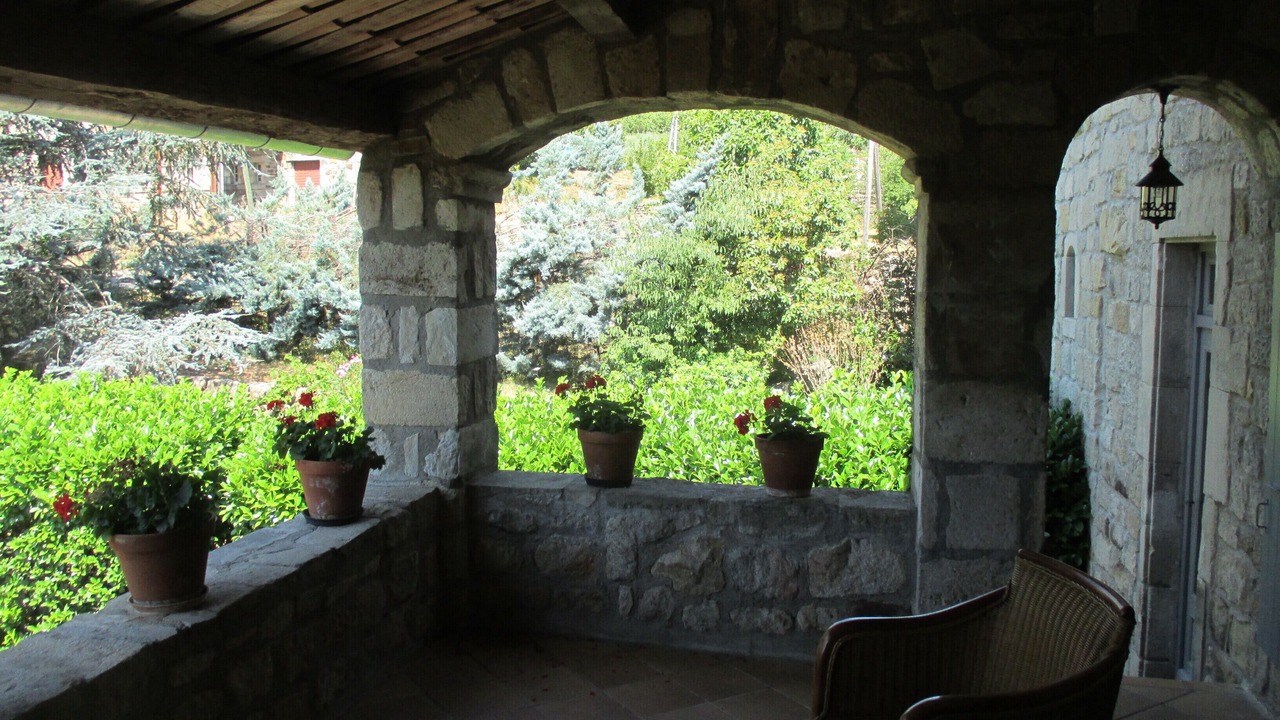 Photo of Patio Balcony in Vernon