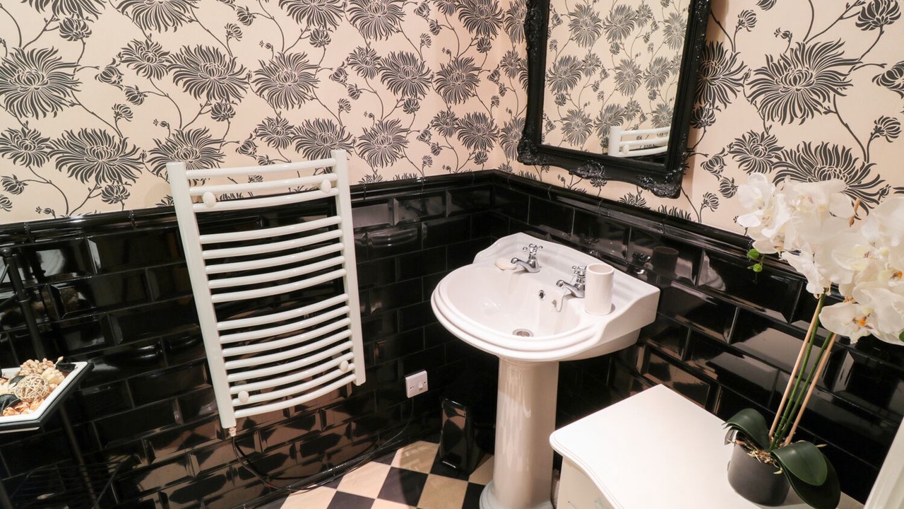 Photo of Bathroom in Sneaton