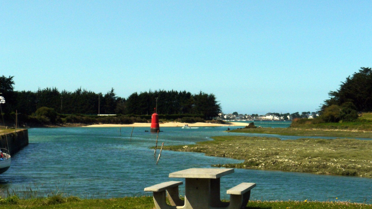 Photo of Outdoor in Tredrez-Locquemeau