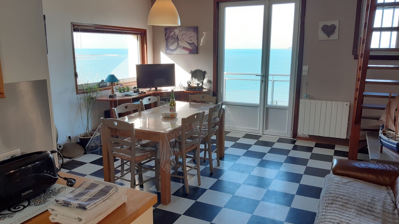 Photo of Livingroom in Tredrez-Locquemeau