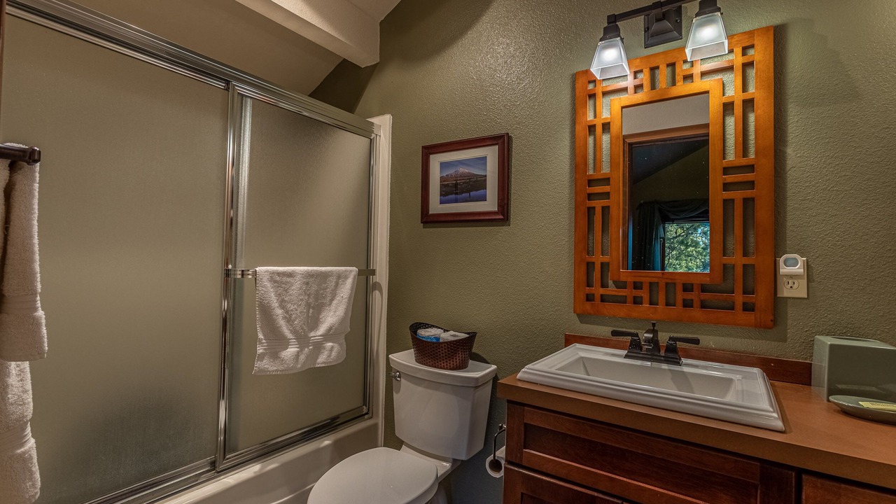 Photo of Bathroom in Sunriver