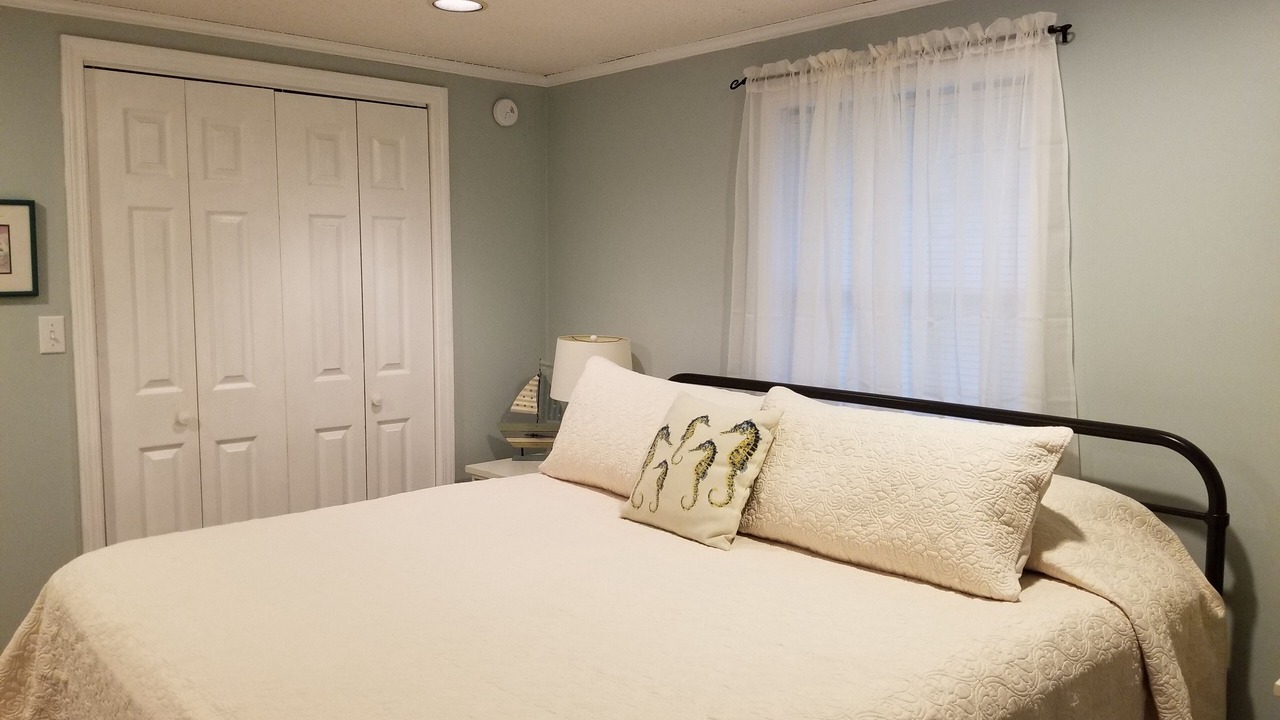 Photo of Bedroom in Gulf Shores