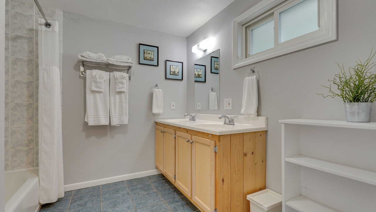 Photo of Bathroom in Bromley Mountain