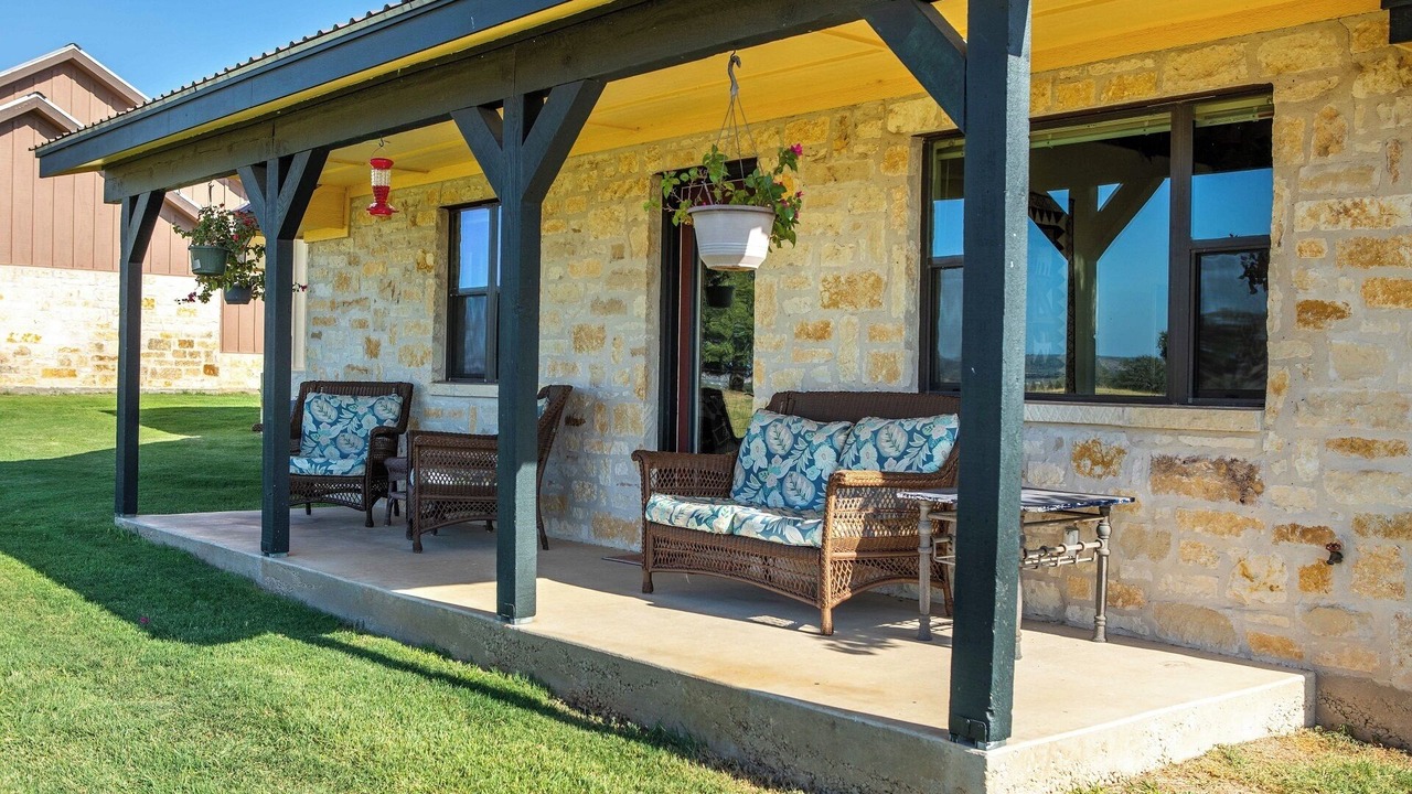 Photo of Patio Balcony in Fredericksburg