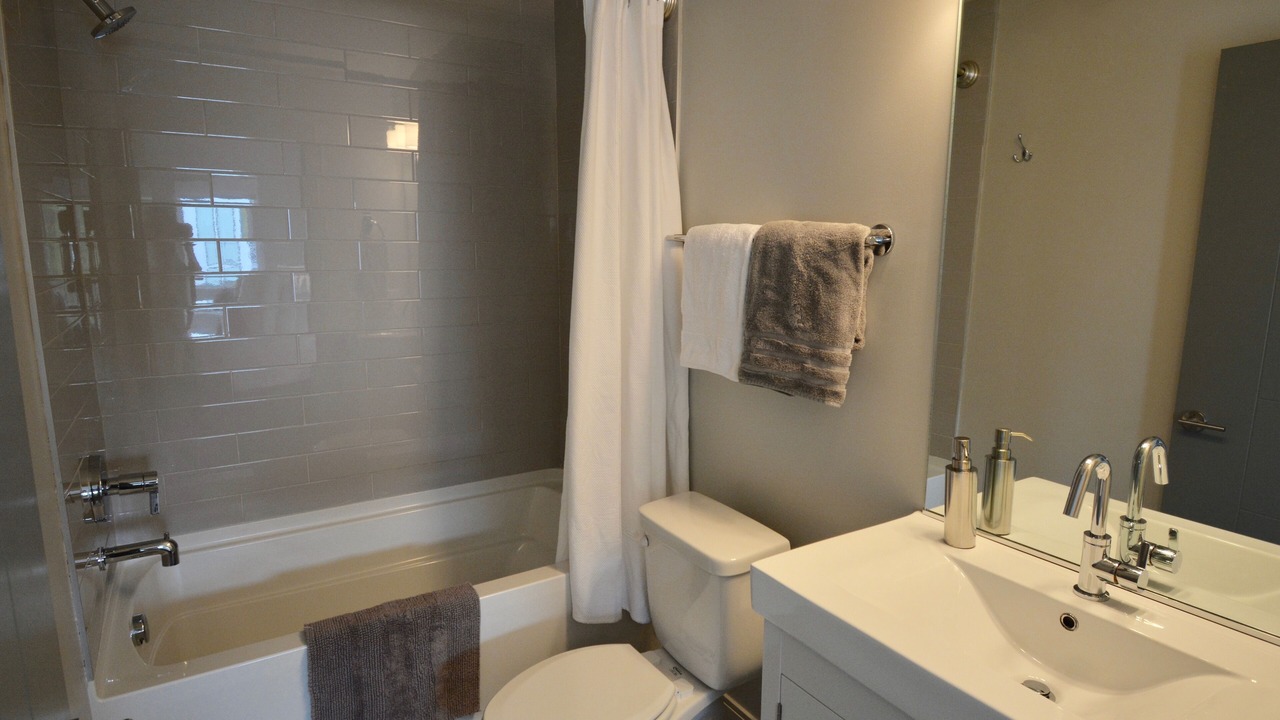 Photo of Bathroom in Edgehill