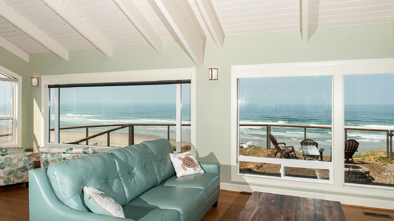 Photo of Livingroom in Roads End