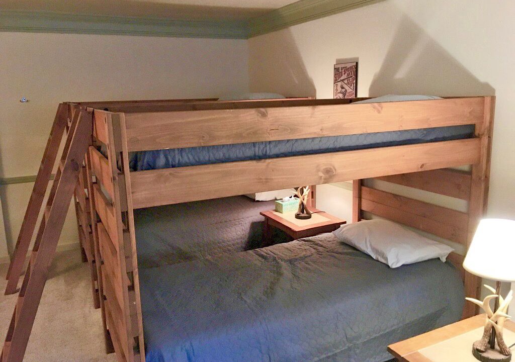 Photo of Bedroom in Seven Springs