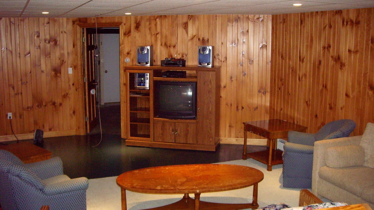 Photo of Livingroom in Alton Bay
