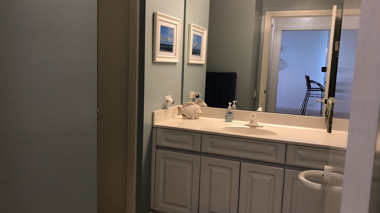 Photo of Bathroom in Navarre Beach