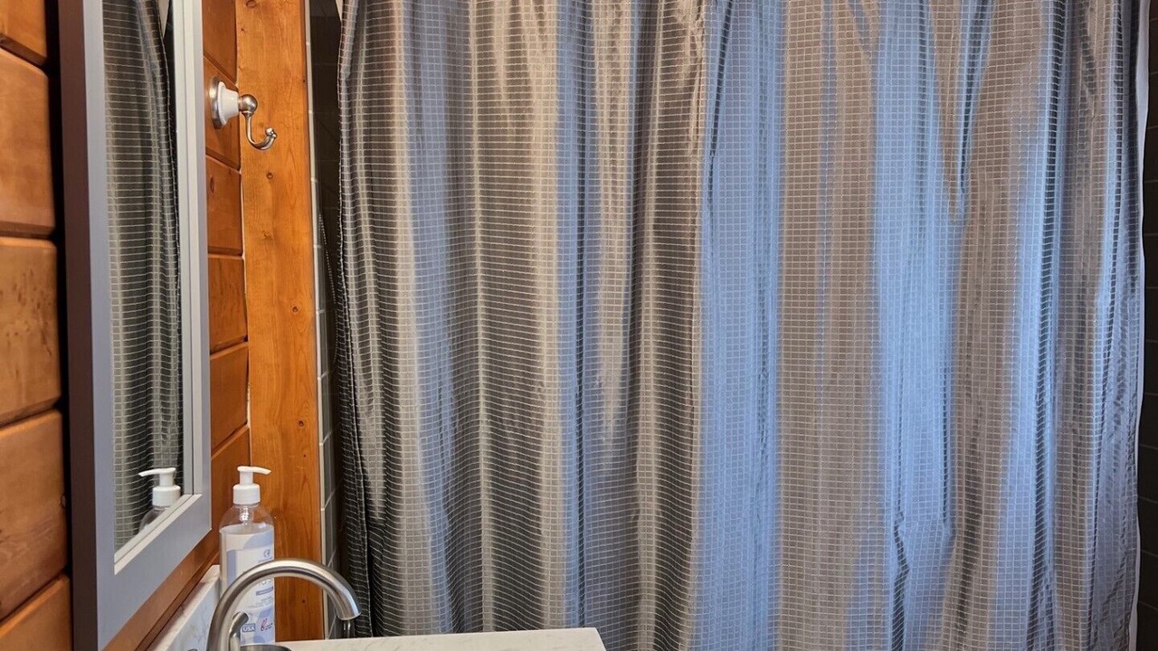 Photo of Bathroom in Silverthorne