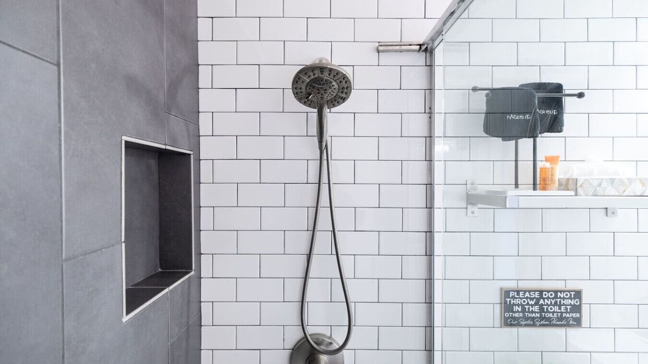 Photo of Bathroom in Lakeside