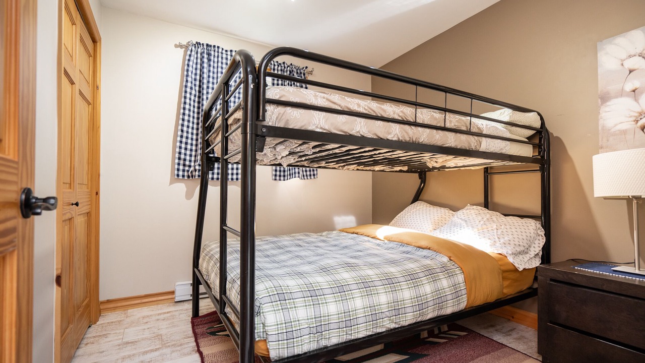 Photo of Bedroom in Victoria Beach
