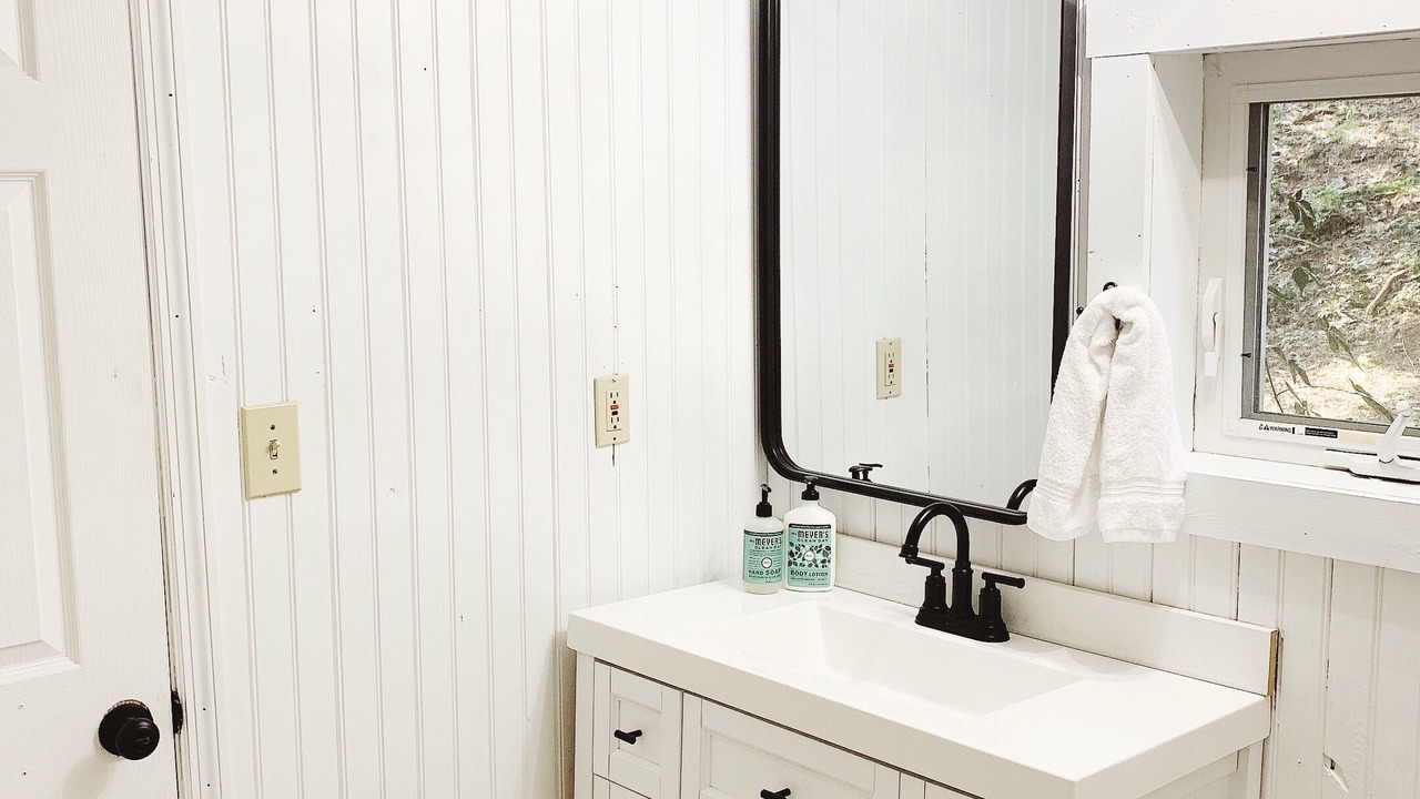 Photo of Bathroom in Martin