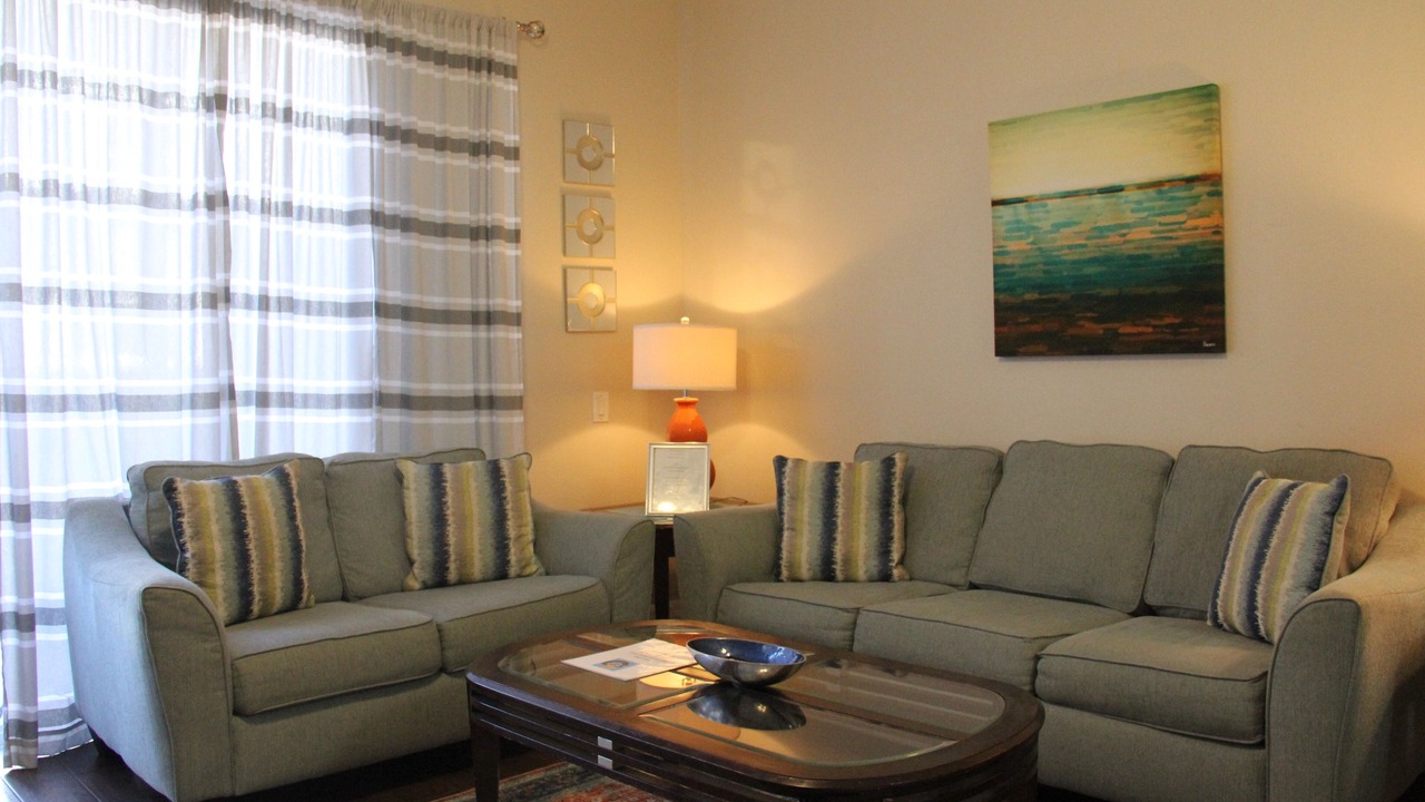 Photo of Livingroom in Windsor Palms