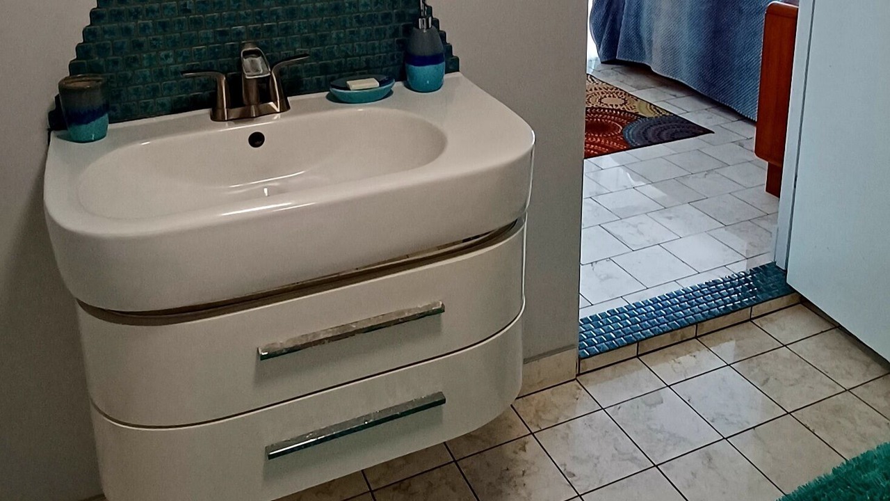 Photo of Bedroom in Waialua