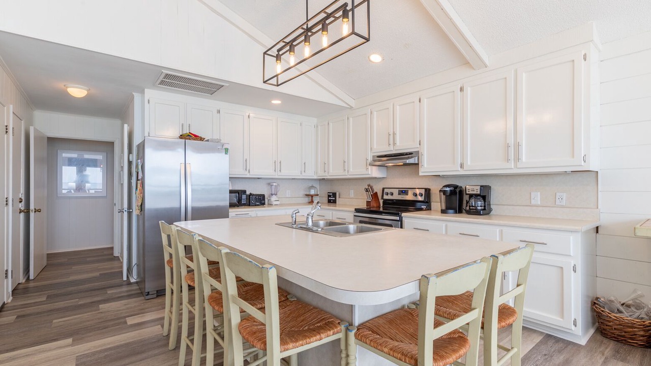 Photo of Kitchen in Surf Side Shores