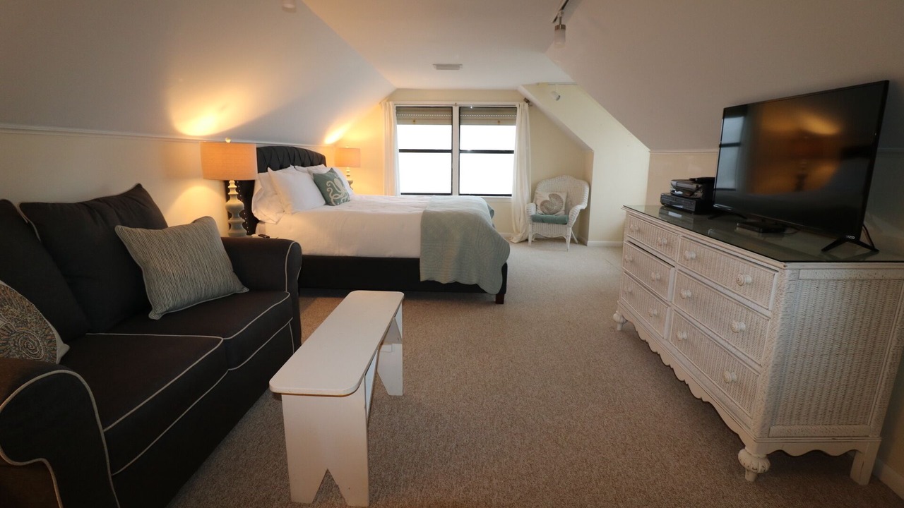 Photo of Bedroom in Surf Side Shores