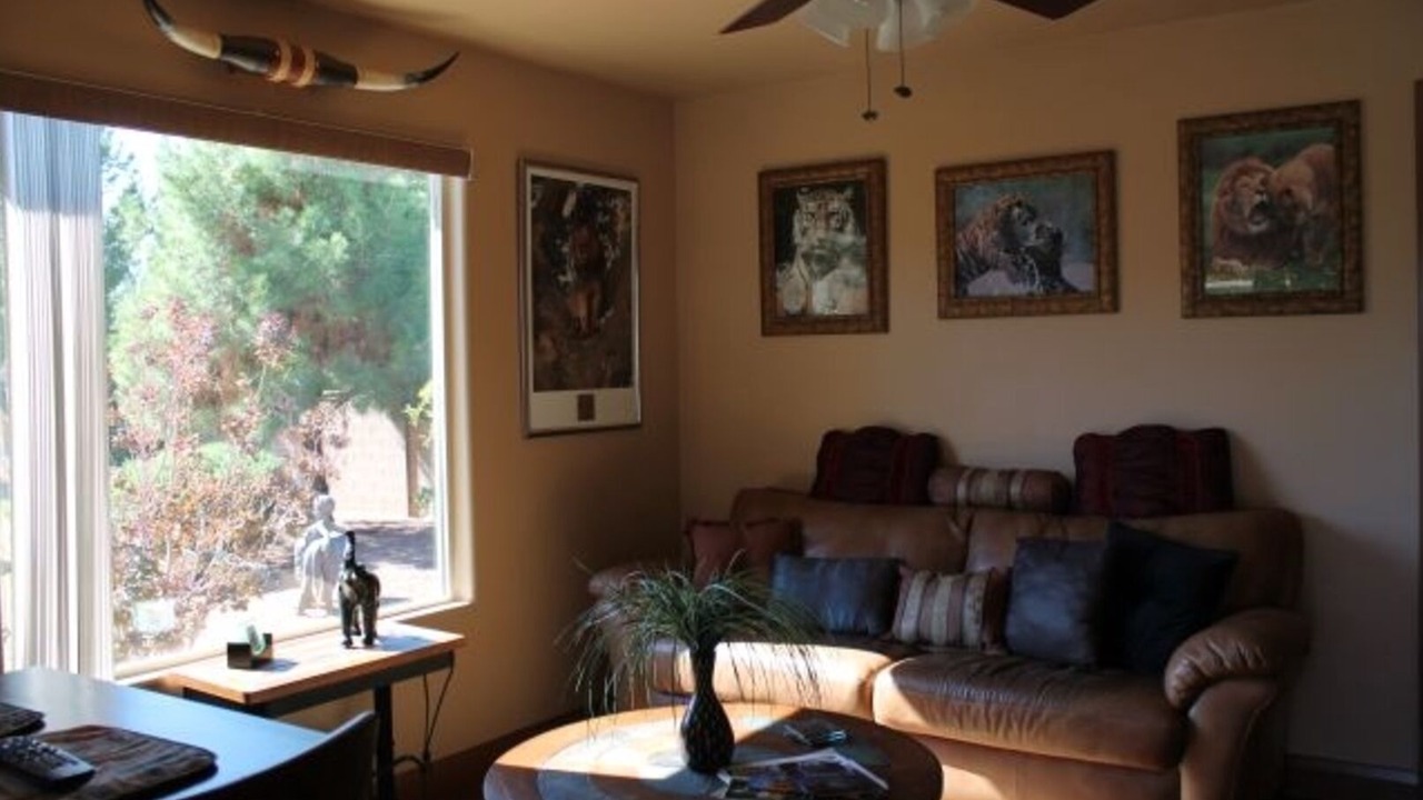 Photo of Livingroom in Ivins