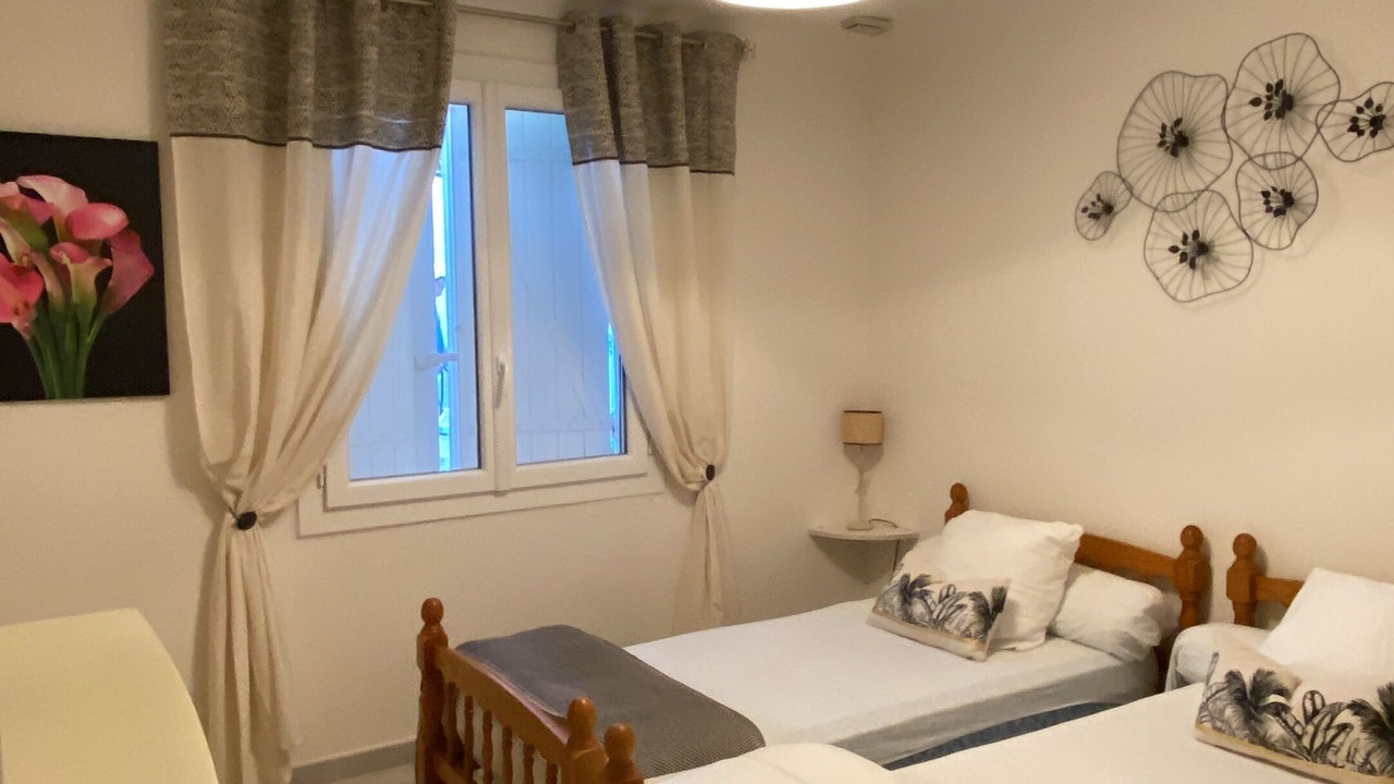 Photo of Bedroom in Roussillon