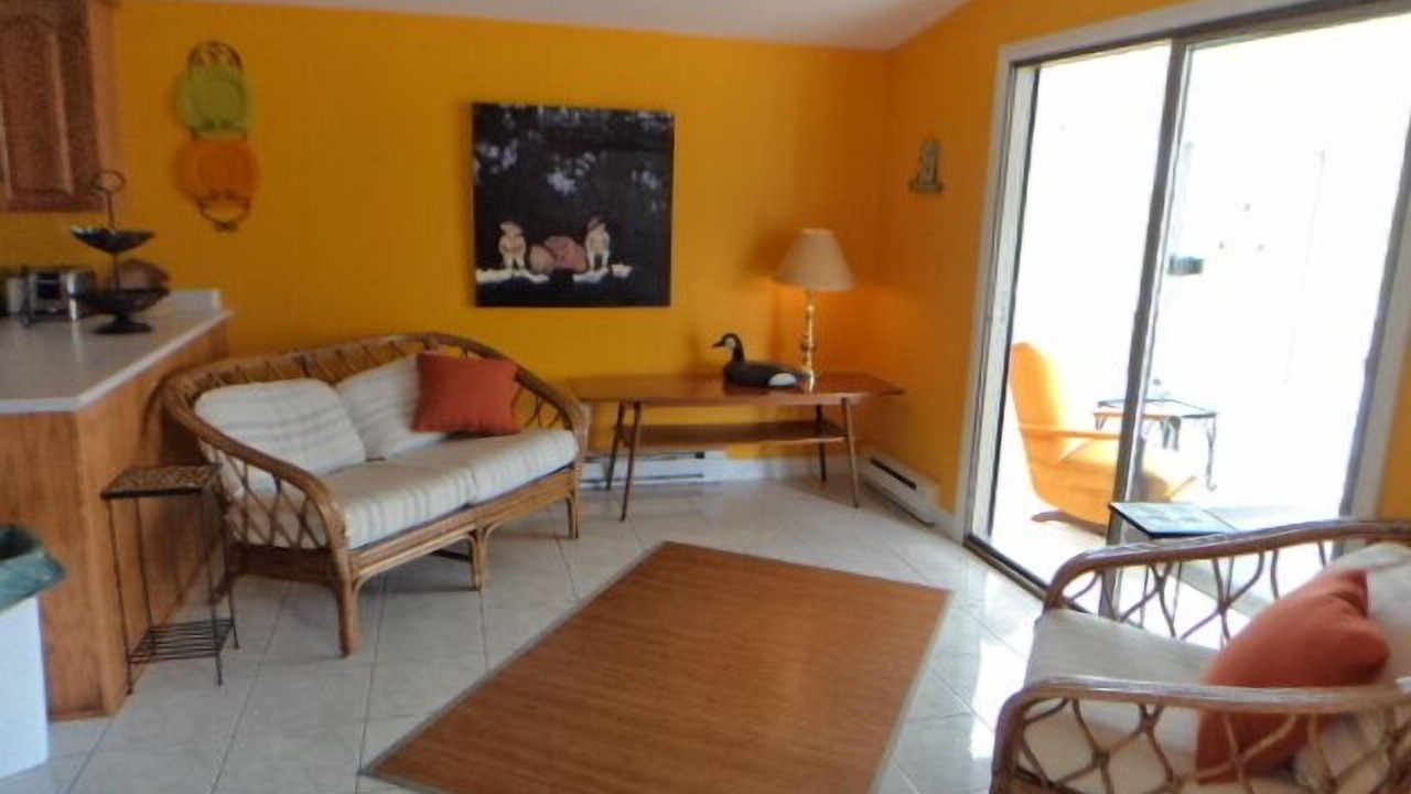 Photo of Livingroom in Fox Point